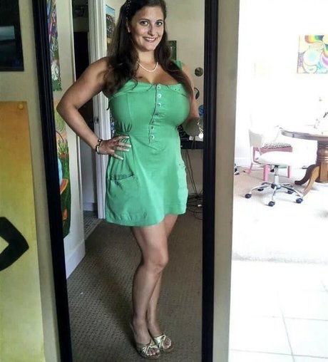 Avery Millah pornstar beautiful galleries