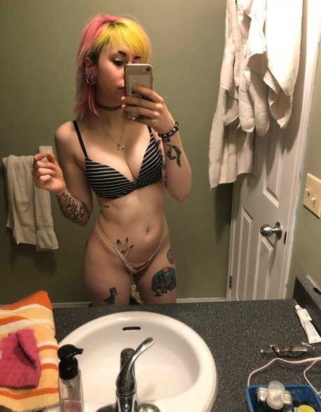 Bubblegumbaby porn model pics