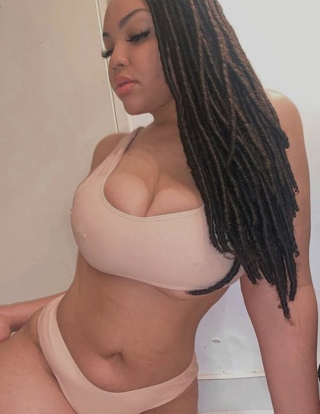 Tanya Mayenge xxx actress archive