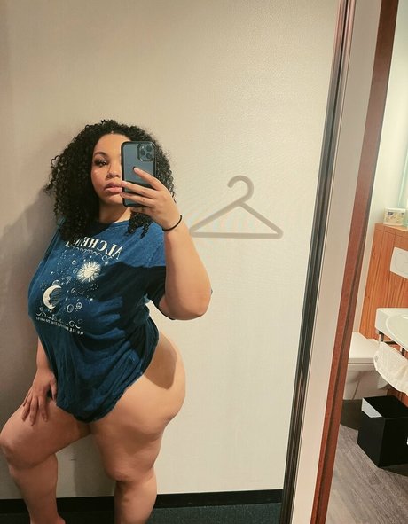 18 year old onlyfans beautiful gallery