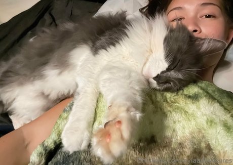 aylaadventures nice model photo