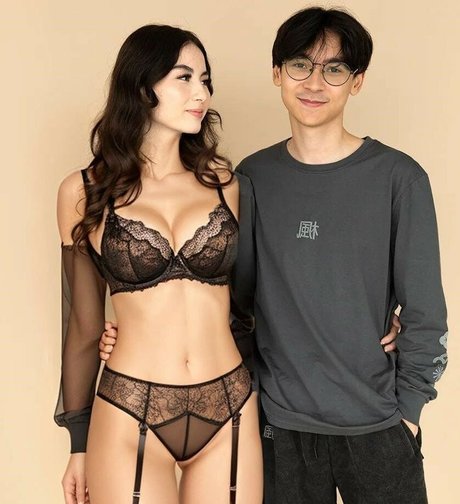 Kyedae model pornographic photos