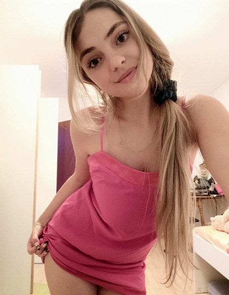 big tits squirt onlyfans erotic photo