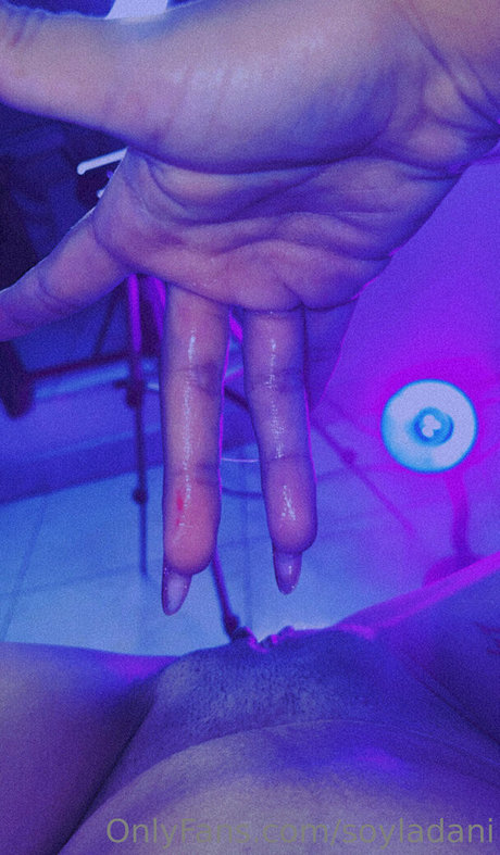 soyladani pornstar adult image