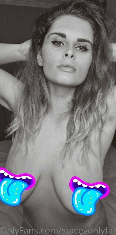 staceyonlyfans pretty star img