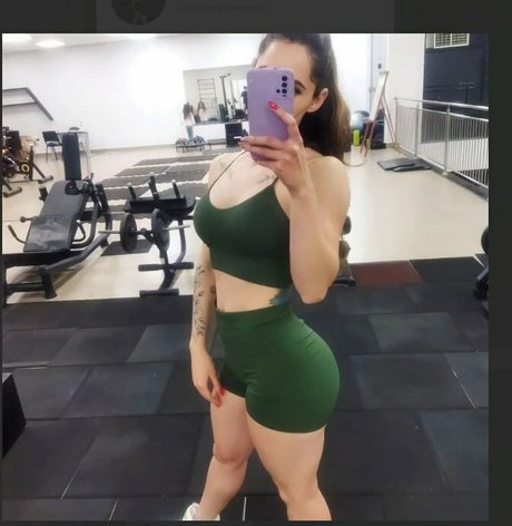 mysisterhot free model image