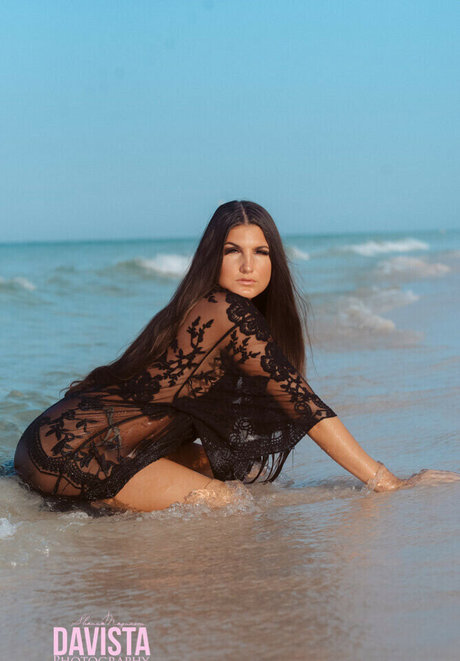 Kortni Gilson model galleries