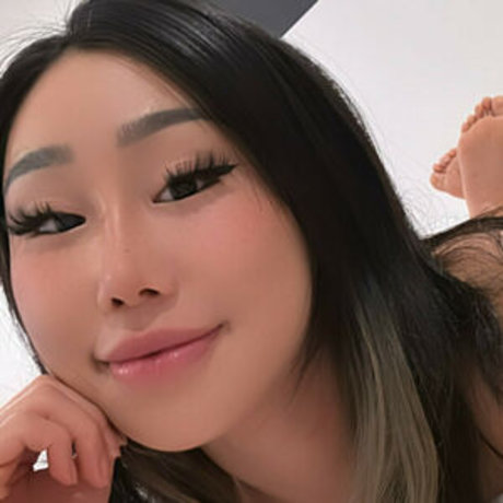 Waifuo pornstar naked gallery