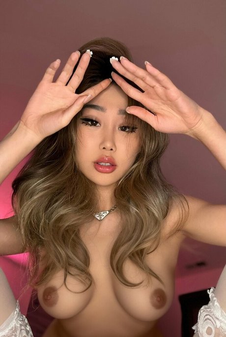 Waifuo pornographic star picture