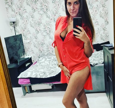 Victorias World art actress photos