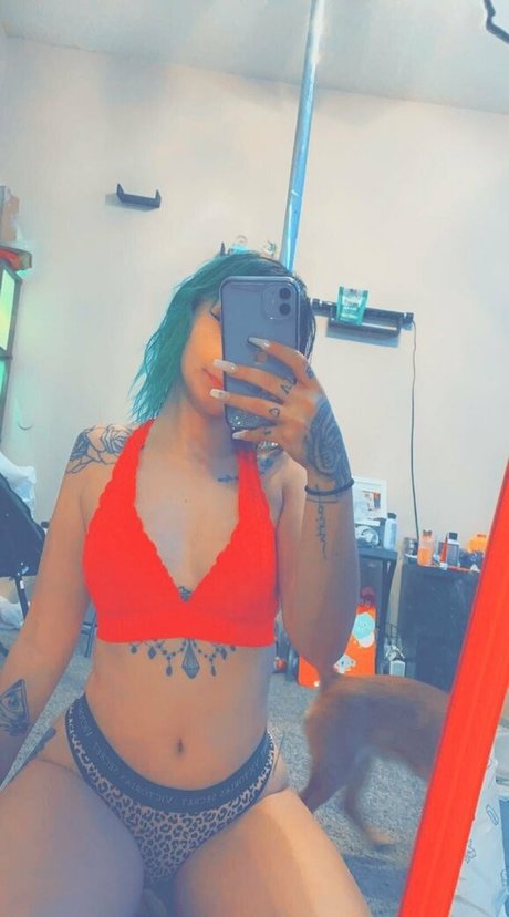 Brooke Ogden exclusive model images