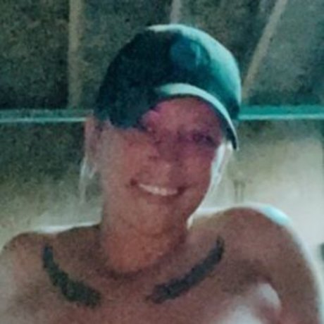 Big Tits McGee pretty actress pictures