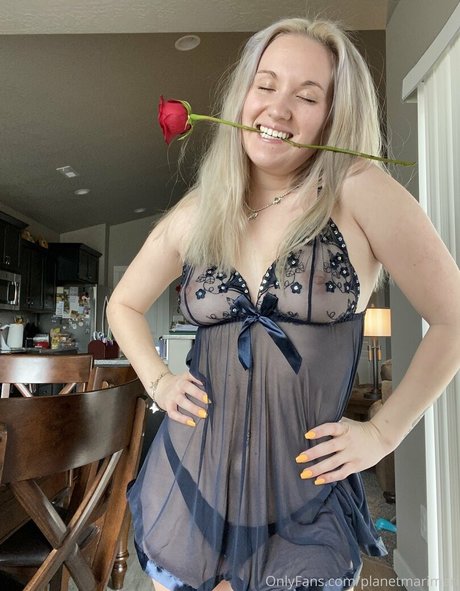 Planetmarimari beautiful pornstar pictures