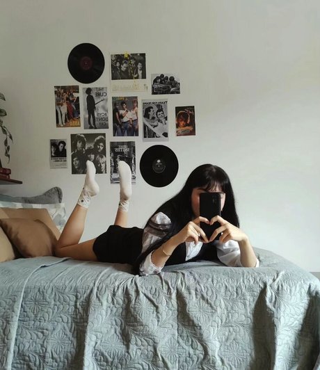 Becca Frances nude actress photos