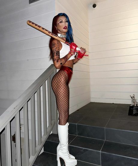 Jenn Lee Profile pic