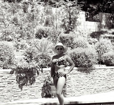 Shirley Ballas model hd pics