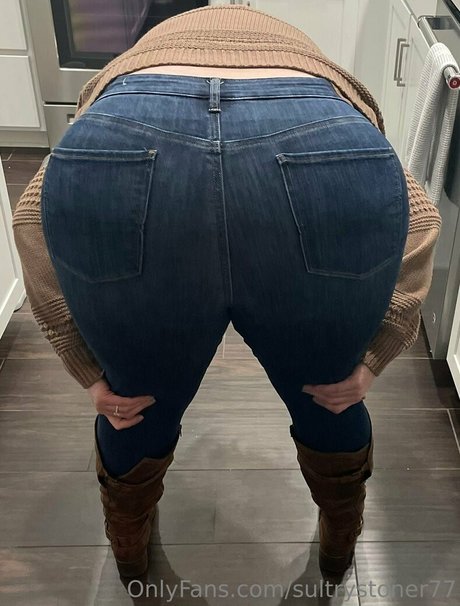 sultrystoner77 star porn picture