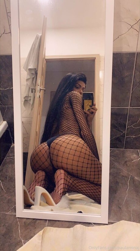 paulaminaj star nude gallery