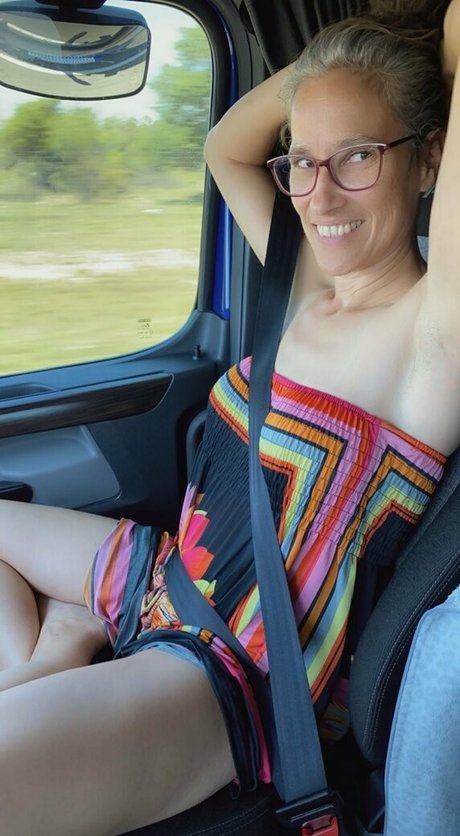 mrssteadyriver exclusive model photo