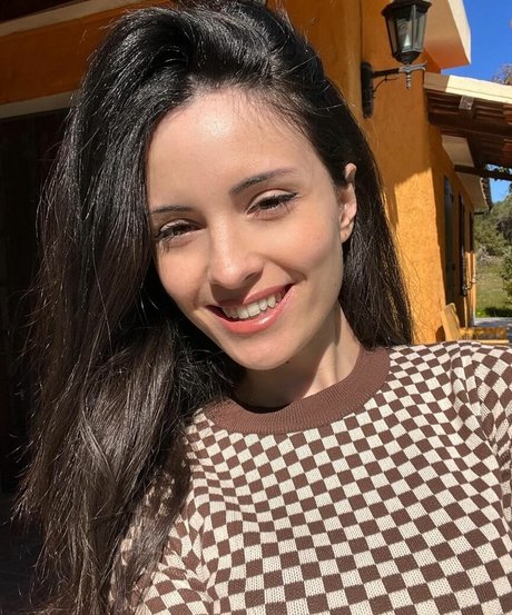 Kafkanya pretty model gallery