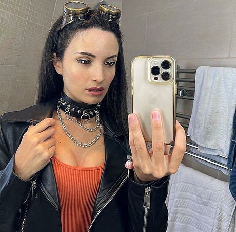 Kafkanya hd actress galleries