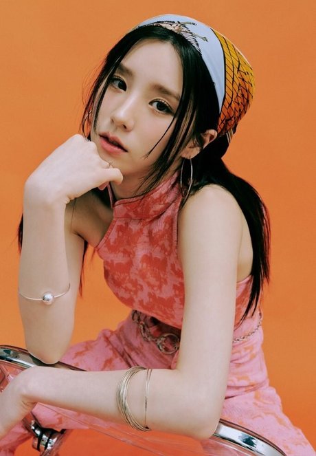 HeeJin model exclusive img