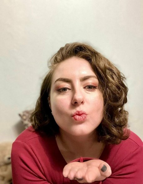 Sweet Buns porn actress archive