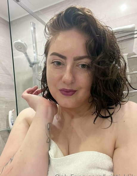 Sweet Buns sexy star image