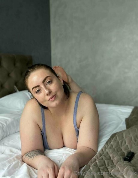 Sweet Buns pretty actress images