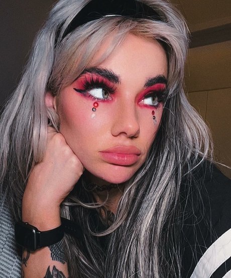 Hannah Taylor star best pics