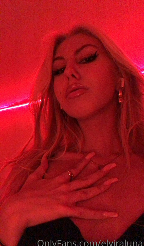 liaagray star erotic image