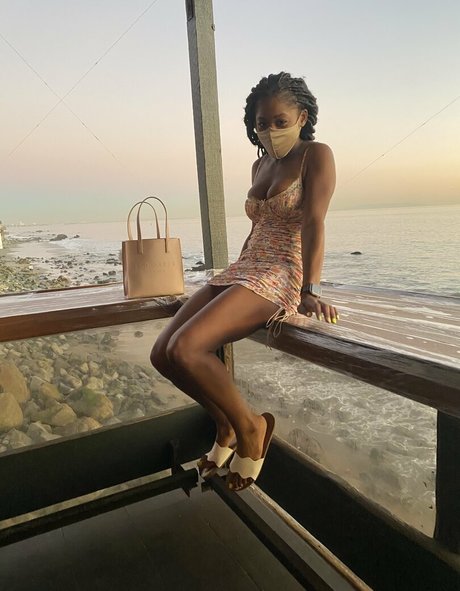 muscle trans onlyfans top img