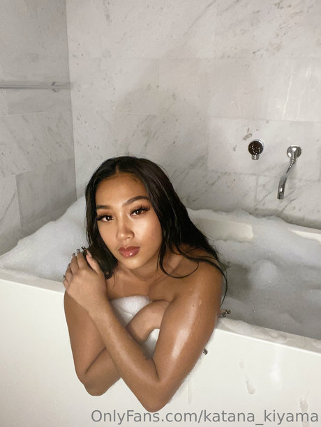 Katana Kiyama_ free model pictures
