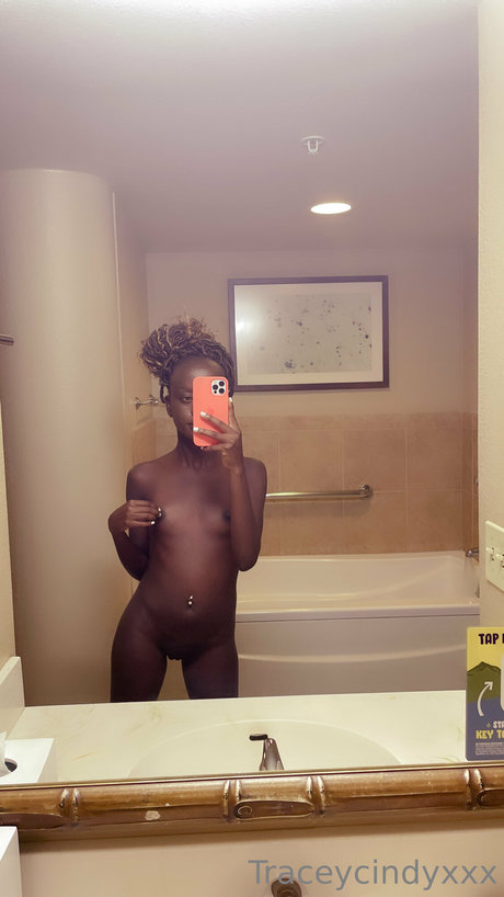 _Petite Doll_ star photo