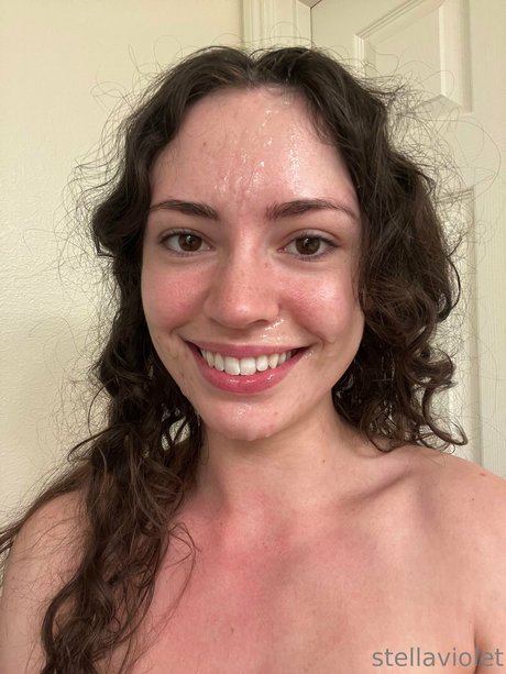 Stella Violet pornstar pic