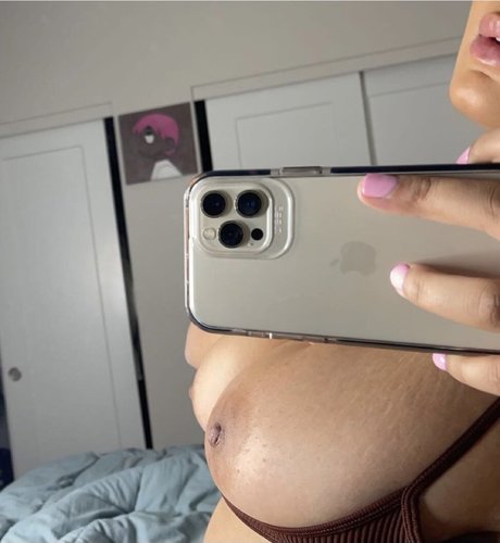 Laixxx_ star nude galleries