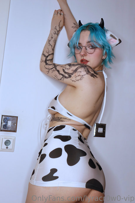 swimming pool onlyfans perfect picture