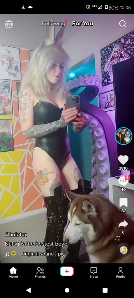 Holofox_ naked star pictures