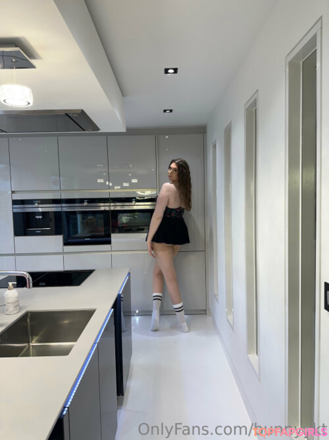 Katie Woolls_ star sexy gallery