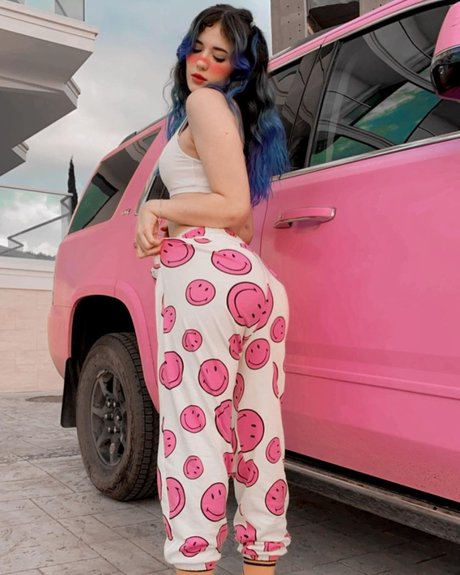 Flaffyx_ model free photo