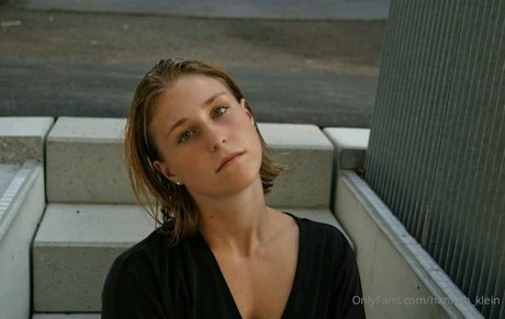 Hannah Klein star porn archive