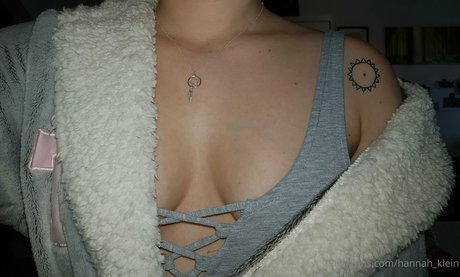 Hannah Klein star adult picture