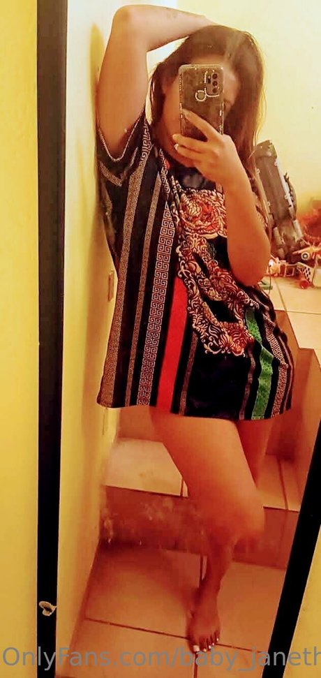 Janeth Guzman model pretty pictures