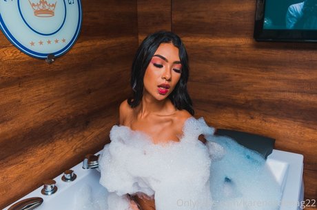 Karen Cardona Garces star adult image