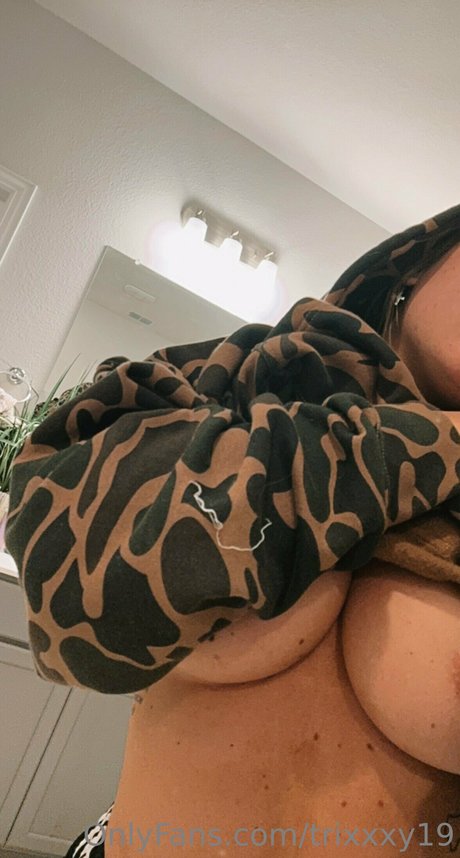 amateur squirt onlyfans free xxx archive