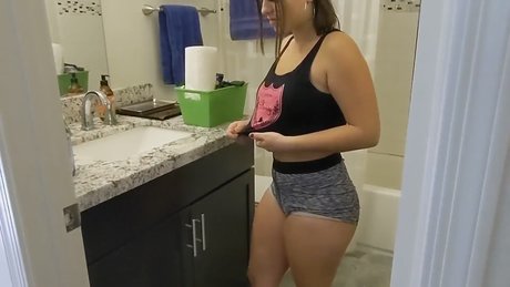 Good Charlotte hot star pictures