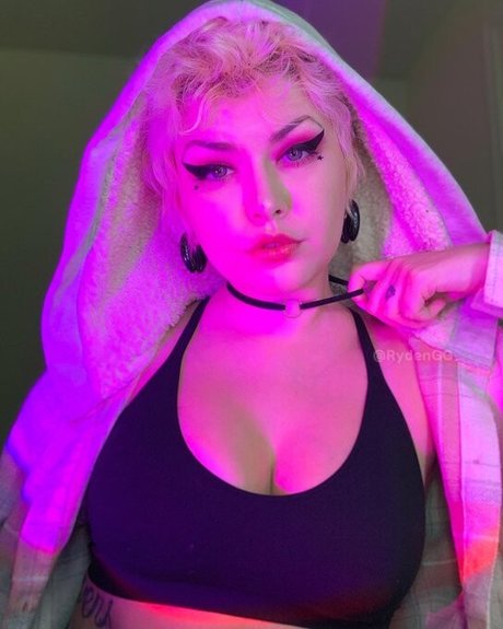 curvy girls onlyfans free xxx archive