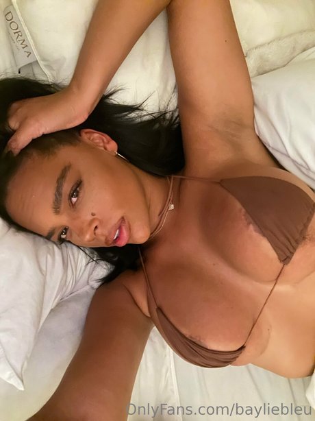 Bayliebleu star best photo