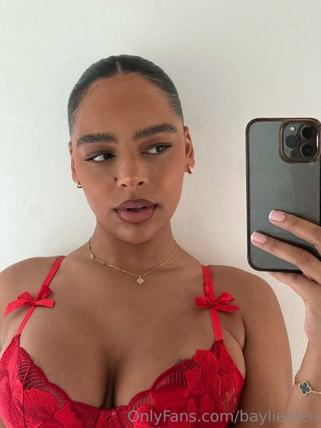 Bayliebleu model xxx image