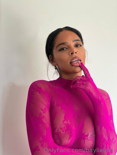 Bayliebleu model nice photos